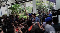 Selanjutnya mereka akan menuju BNN untuk tes narkoba.