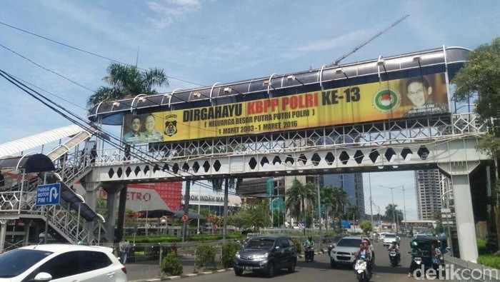 Ahok Duga Ada Mafia Reklame JPO, Anggota DPRD: Nggak Ada Itu