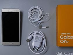 Unboxing Samsung Galaxy On7