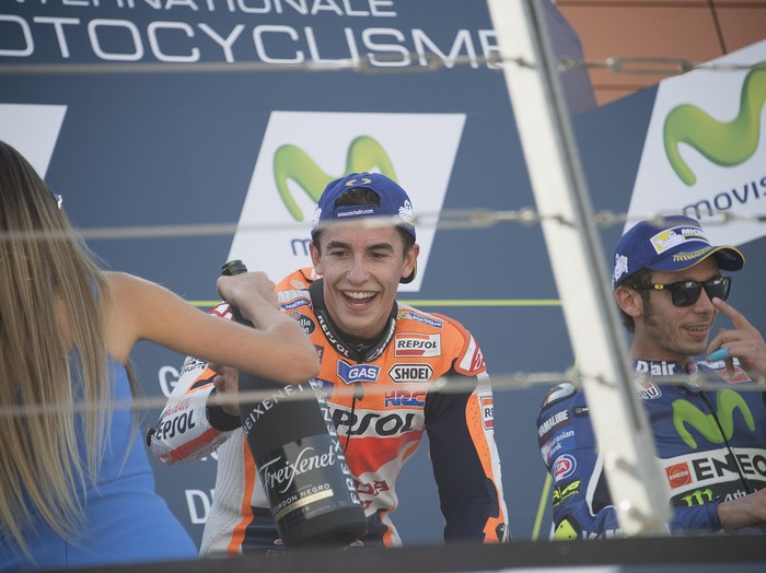 Sikut Penyelamat Marquez di Aragon