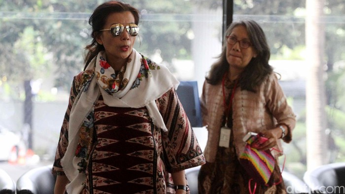 Kembali Dipanggil, Istri Irman Gusman Belum Terlihat di KPK