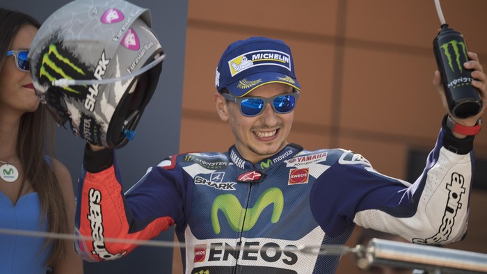 Lorenzo Terkejut Bisa Finis Kedua