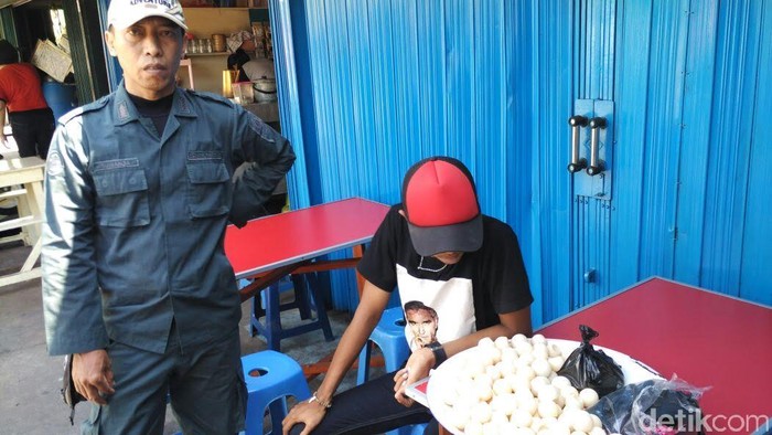 Tak Ada Ampun Bagi Penjual Telur Penyu