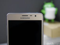 Unboxing Samsung Galaxy On7