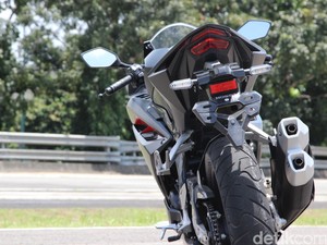 CBR250RR Suaranya Kurang Garang, Ini Kata Honda