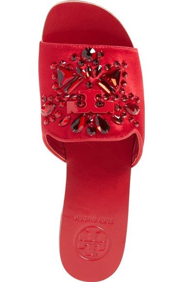 Editor S Choice 5 Sandal Yang Stylish Untuk Dipakai Hangout Editor S Choice 5 Sandal Yang Stylish Untuk Dipakai Hangout