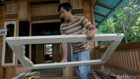 Kelebihan rumah khas suku Minahasa ini adalah dapat dengan mudah dibongkar pasang.