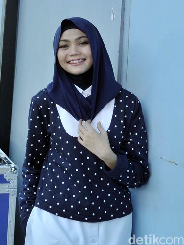 Foto: Pesona 6 Selebriti Indonesia yang Putuskan Berhijab di 2016