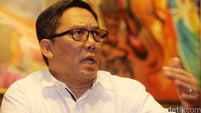 Djarot Pakai Peci, Boy Sadikin: Lebih Pantas Pasangan Nomor 3