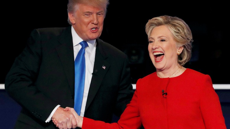 Pertama dalam 126 Tahun Media Konservatif AS Dukung Hillary, Pembaca Marah Pertama dalam 126 Tahun Media Konservatif AS Dukung Hillary, Pembaca Marah