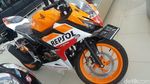 Beli Motor Honda CBR150R dengan Koin Rp 1.000