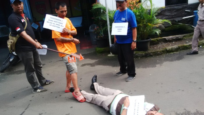 Buron 75 Hari, Pelaku Penusukan Guru Olahraga di Bandung Menyerahkan Diri
