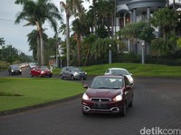 Menjajal Si Imut Mitsubishi Mirage