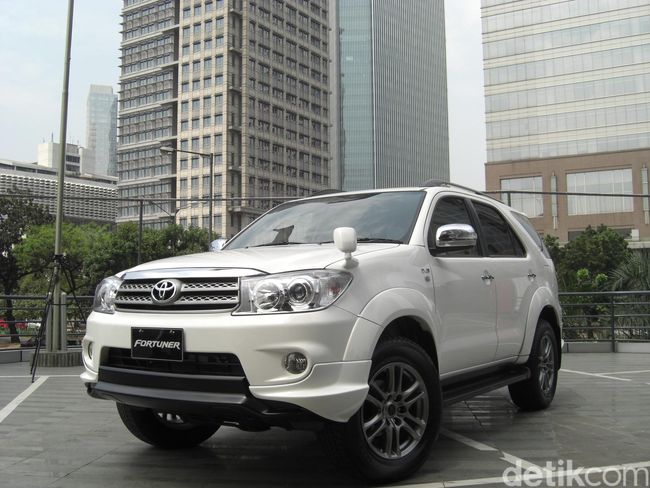 Oli Mesin Apa yang Cocok untuk Fortuner Diesel 2011?