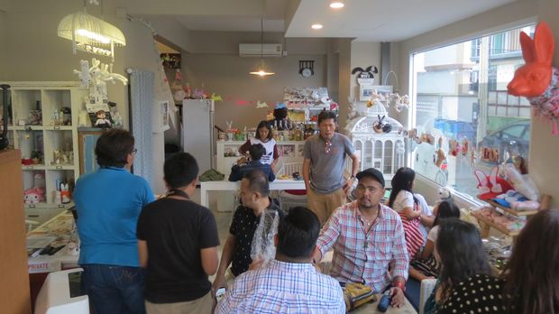 Suasana di dalam Lucky Bunny Cafe (Fitraya/detikTravel)