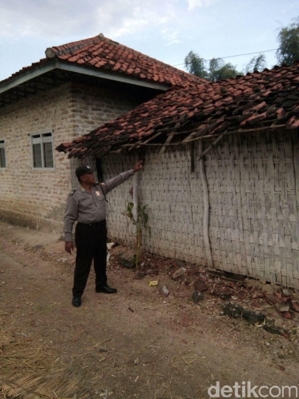 Jelaskan Cara Memperbaiki Sanitasi Di Rumah - Berbagai Rumah