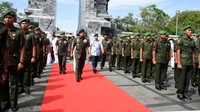 Panglima TNI Jenderal Gatot Nurmantyo tiba di makam Bung Karno. Ist/Puspen TNI.