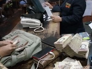 Inflasi Super Tinggi, Venezuela Tarik Uang Pecahan Terbesar dari Peredaran
