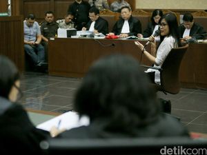 Jessica Pernah Kirim Link Berita Tentang Racun ke Kembaran Mirna