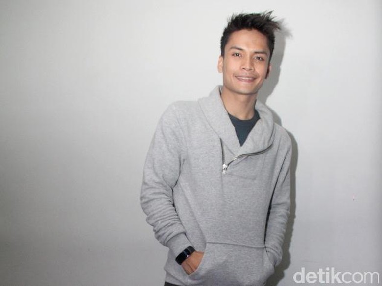 Michella Putri Putus dengan Randy Pangalila karena Zack Lee? Michella Putri Putus dengan Randy Pangalila karena Zack Lee?