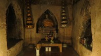 Liburan ke Chiang Mai, Thailand, ada sebuah hidden destination buat kamu para petualang. Inilah Vihara Wat Umong, sekilas menyeramkan tapi menyimpan sebuah cerita (Fitraya/detikTravel)