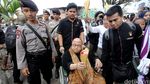 Berkursi Roda, Jaya Suprana Datang ke Bukit Duri