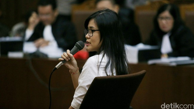 Tawa Tangis Jessica Wongso dan Curhatan Mirna