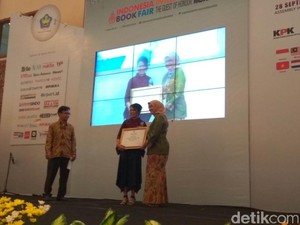 Anies Baswedan, Dee Lestari dan Tere Liye Dapat Anugerah IKAPI Award 2016