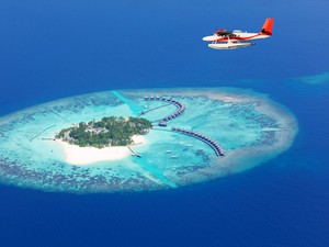 Mau Liburan ke Jepang & Maladewa, Ini Harga Tiket Pesawat Termurahnya