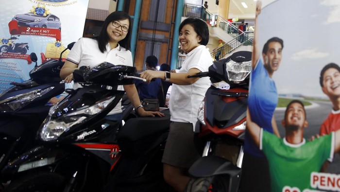 PT Federal International Finance (FIF Group) menggelar undian program 270 tiket gratis nonton MotoGP Sepang.