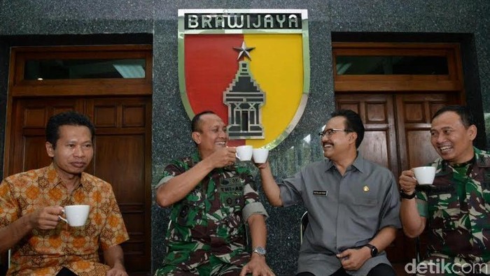 Ngopi Bareng Ser-Ser TNI dan Warga akan Pecahkan Rekor MURI