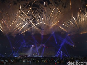 Kembang Api dan Laser akan Meriahkan Tahun Baru di Karawang
