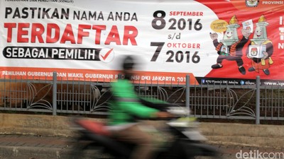 Begini Penampakan Spanduk Pilkada DKI Jakarta