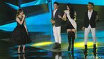 Aksi Panggung Ayu Ting Ting dan Zaskia Gotik di AMI Awards 2016