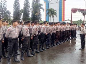 Antisipasi Pemblokiran oleh Massa Buruh, Polres Bekasi Jaga Pintu Tol