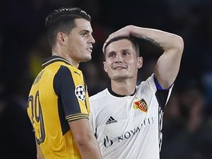 Tentang Duel Xhaka Bersaudara dan Catatan Lain di Balik Kemenangan Arsenal