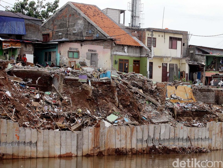 Curhat Warga Bukit Duri: Lebih Baik Kampung Deret daripada Rusunawa Curhat Warga Bukit Duri: Lebih Baik Kampung Deret daripada Rusunawa