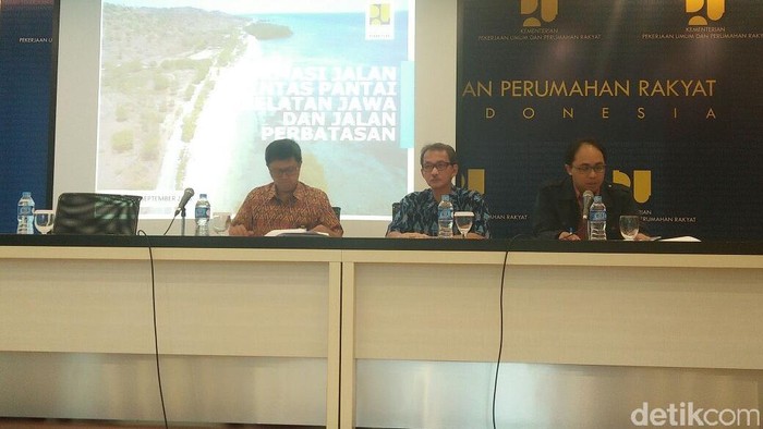 Ini Program Jokowi Sambungkan Ruas Jalan di Pantai Selatan Jawa