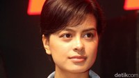 Eva tampil kasual di acara tersebut. Pool/Ismail/detikFoto.
