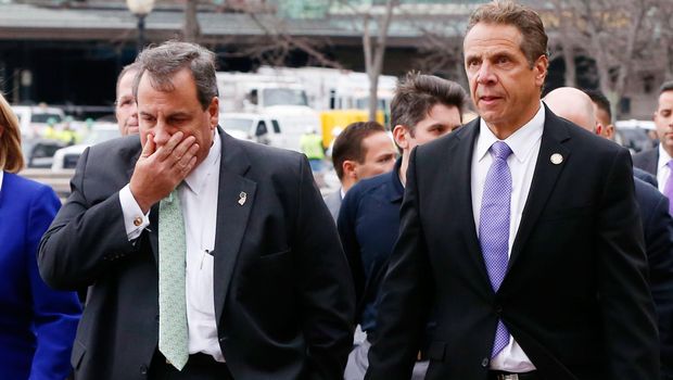 New Jersey Governor Chris Christie and New York governor Andrew Cuomo (R) arrive for a press conference after a New Jersey Transit train derailed and crashed through the station in Hoboken, New Jersey, U.S. September 29, 2016.  REUTERS/Shannon Stapleton