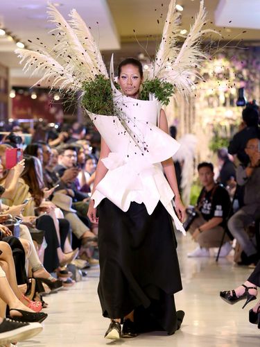 Foto Hiasan  Kepala  Dramatis Rasa Ikebana dari  Rinaldy A 