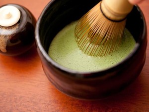 Mengolesi Wajah dengan Krim Matcha Belum Tentu Bikin Kulit Mulus dan Sehat