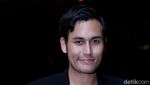 Senyuman Arifin Putra Bikin Melting