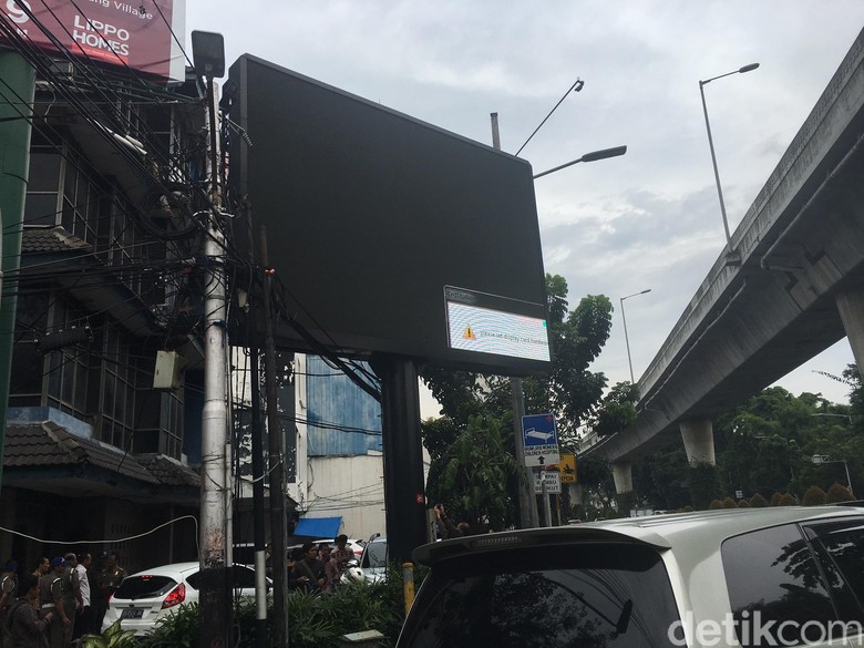 Jokowi-Amin Dilaporkan, Ini Aturan KPU Soal Videotron Dalam Kampanye Jokowi-Amin Dilaporkan, Ini Aturan KPU Soal Videotron Dalam Kampanye