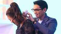 Afgan dan Rossa saling mendukung satu sama lain. Salah satu foto ini memperlihatkan momen lainnya tentang kedekatan mereka berdua. Foto: ist
