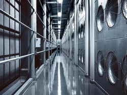 Trump Semprot Warga AS Penolak Data Center AI: Terancam Miskin