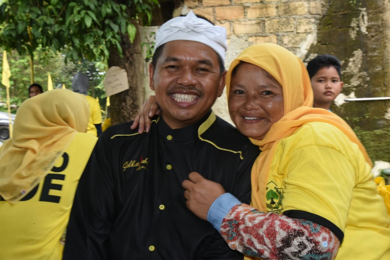 Foto: Dedi dalam acara pelantikan pengurus Golkar (Tri Ispranoto/detikcom)