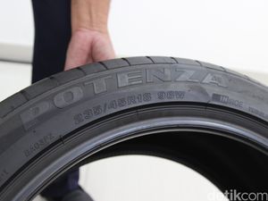 Punya Kebiasaan Nyetir Gini? Jangan Heran Kalau Ban Umurnya Pendek