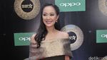 Deretan Artis di Karpet Merah Selebrita Awards 2016