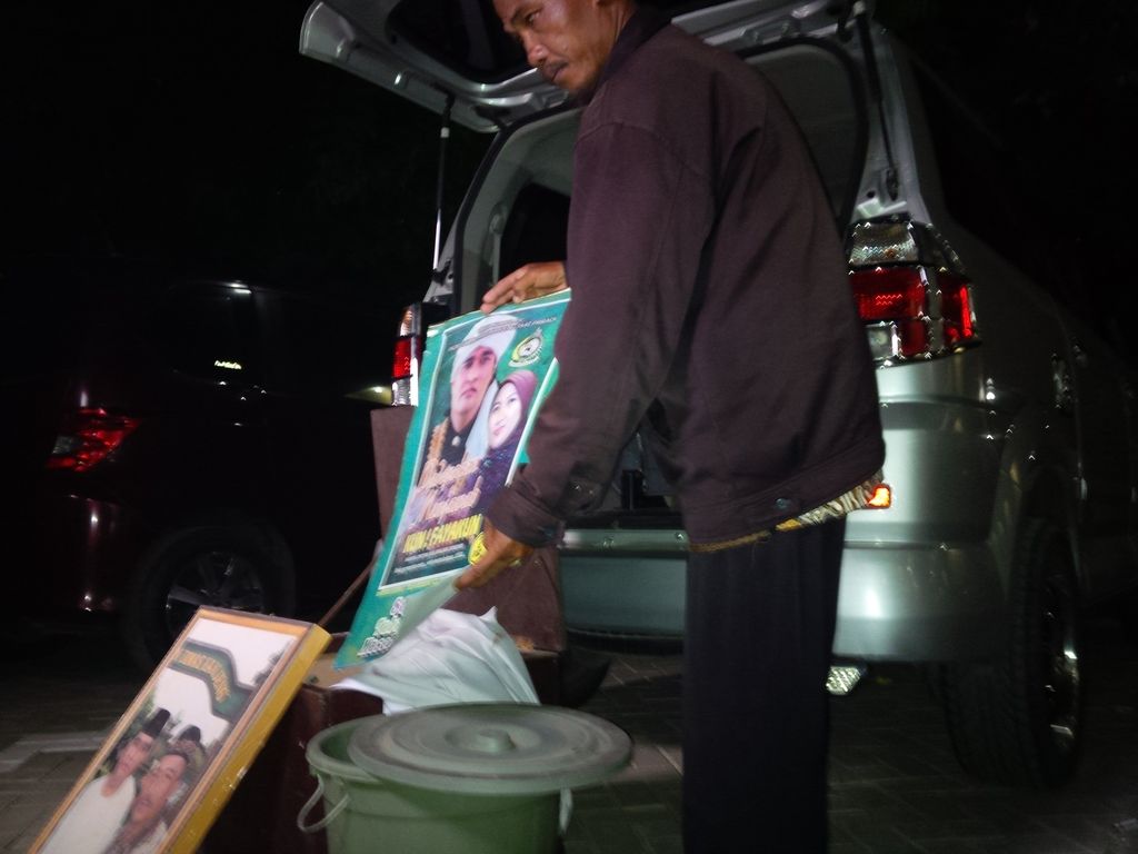 Barang bukti yang dibawa korban (M Rofiq/detikcom)